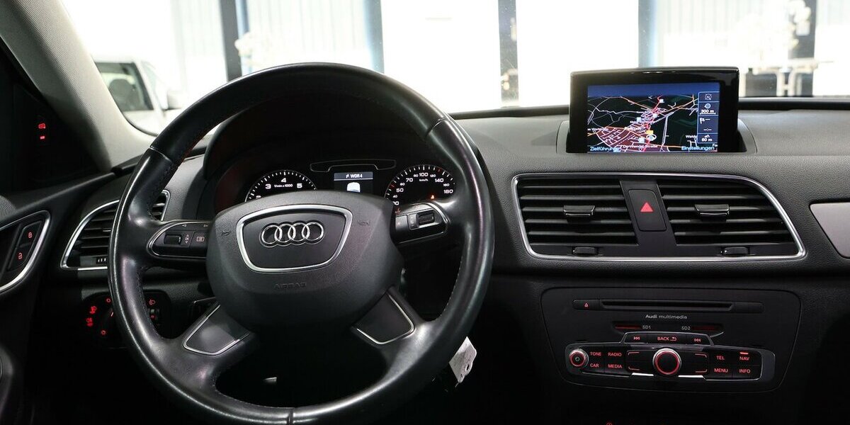 Audi Q3 2.0 TFSI QUATTRO SPORT / NAVI+KAMERA / ALLRAD 97.000 km 14.533 &euro; Hamm 59077