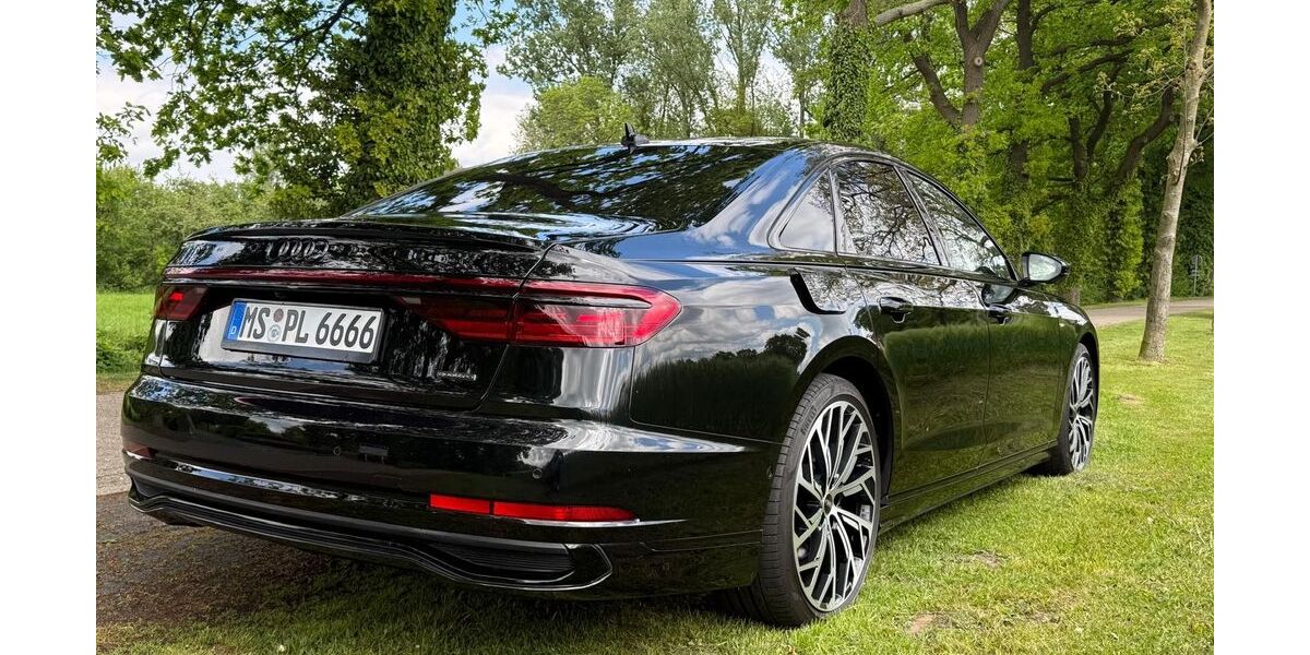 Audi A8 109.000 km 53.490 &euro; Münster 48147