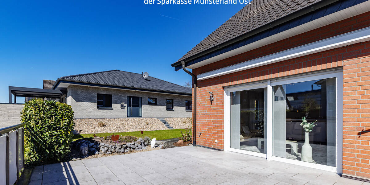 Doppelhaushälfte Beckum - 3 Zimmer, 111 m&sup2;, 305.000&euro; | Angebot:26143070