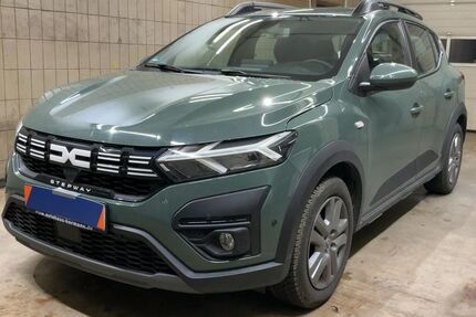 Dacia Sandero 14.000 km 10.500 &euro; Ahlen 59227