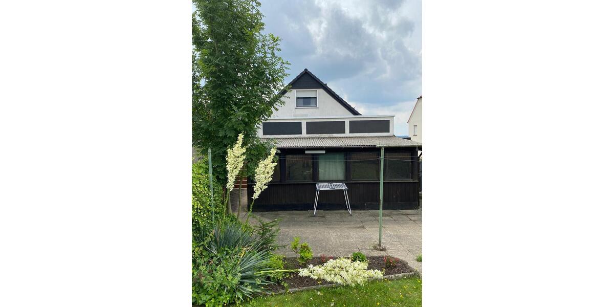 Einfamilienhaus Ense - 8 Zimmer, 208 m&sup2;, 285.000&euro; | Angebot:26578916