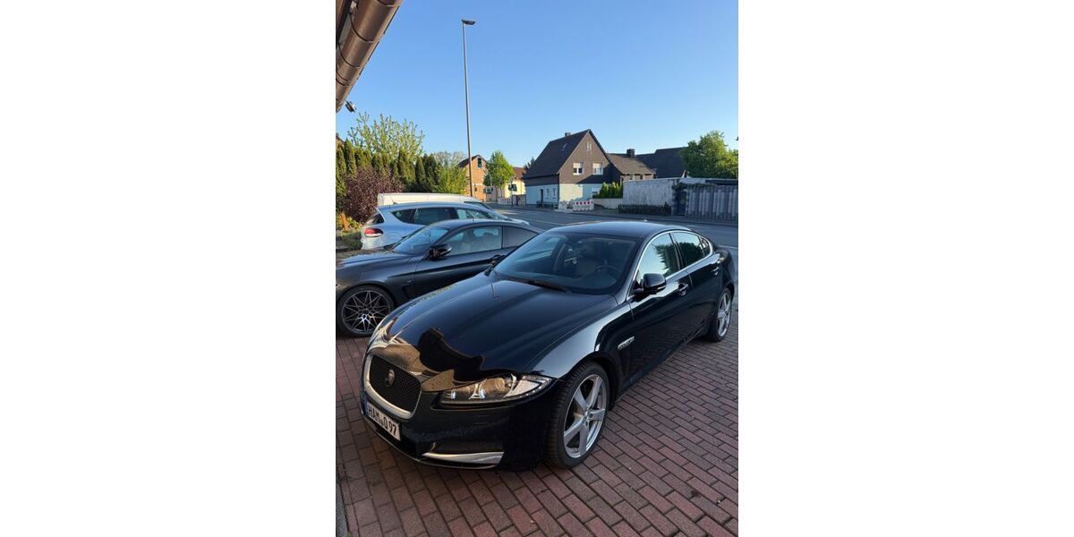 Jaguar XF 248.800 km 9.500 &euro; Hamm 59069