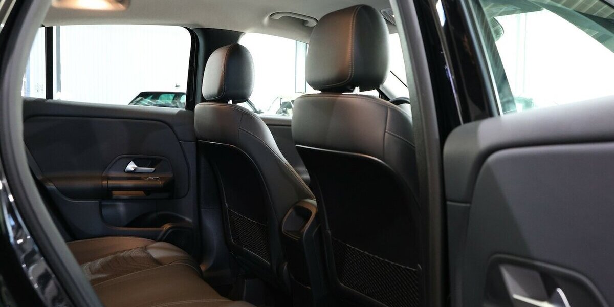 Mercedes-Benz GLA 180 ADVANCED SPORT / LEDER, LED, WIDESCREEN 7.000 km 32.888 &euro; Hamm 59077