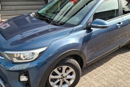 Kia Stonic 98.116 km 9.999 &euro; Lippetal 59510