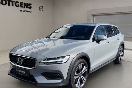 Volvo V60 23.636 km 41.890 &euro; Soest 59494