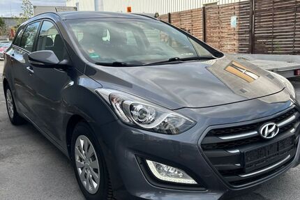 Hyundai i30 125.000 km 6.199 &euro; Soest 59494