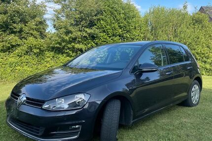 VW Golf 160.000 km 6.900 &euro; Bad Sassendorf 59505