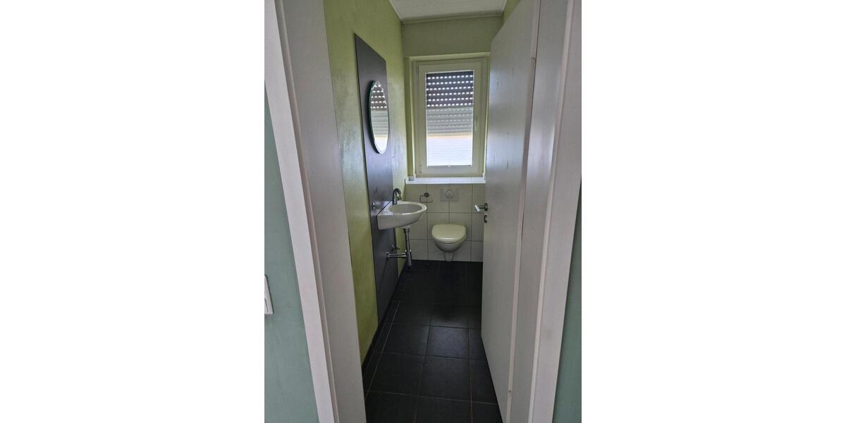 Einfamilienhaus Warendorf - 7 Zimmer, 212 m&sup2;, 2.360&euro; | Angebot:25525628