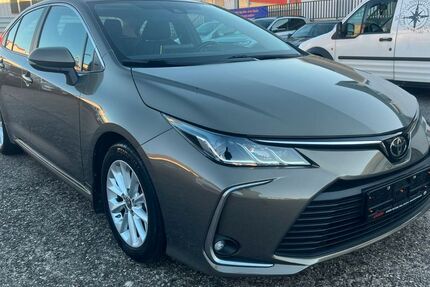 Toyota Corolla 53.700 km 21.900 &euro; Hamm 59067