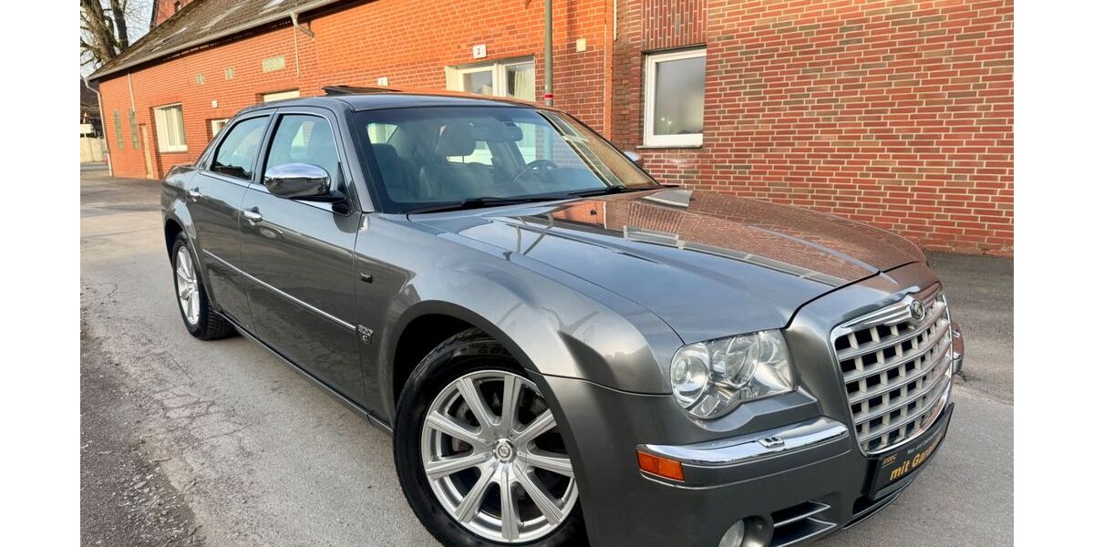 Chrysler 300C 149.950 km 8.400 &euro; Ahlen 59229