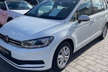VW Touran 15.450 km 30.998 &euro; Soest 59494