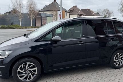 VW Touran 147.000 km 11.999 &euro; Rheda-Wiedenbrück 33378