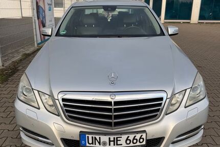 Mercedes-Benz E 220 269.500 km 7.990 &euro; Bönen 59199