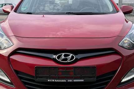 Hyundai i30 74.000 km 6.950 &euro; Hamm 59077