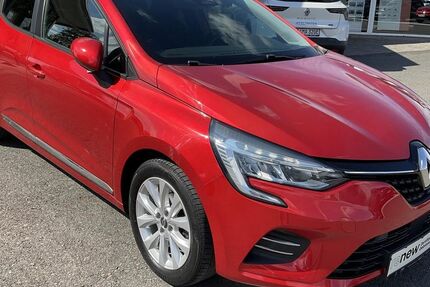 Renault Clio 61.900 km 12.450 &euro; Soest 59494