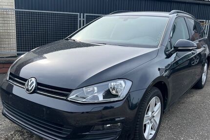 VW Golf 221.500 km 5.950 &euro; Warendorf 48231