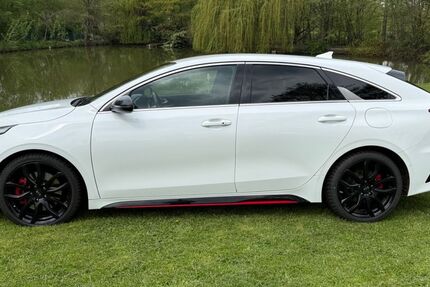 Kia pro ceed / ProCeed 76.115 km 19.499 &euro; Selm 59379