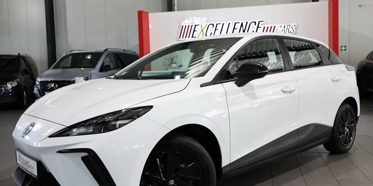 MG 4 ELECTRIC WHITE VIRTUAL, ACC+SPURHALTE, APPLE 50.000 km 17.555 &euro; Hamm 59077