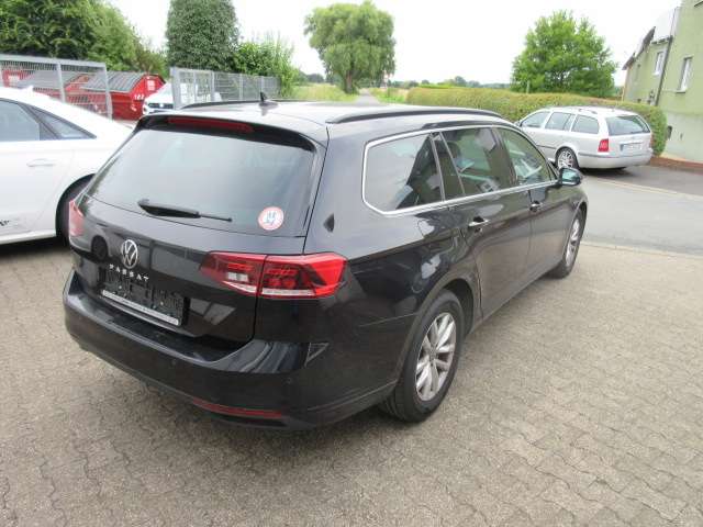 VW Passat Variant Business 2.0 TDI DSG NAVI AHK LED A 134.470 km 18.988 &euro; Bergkamen 59192
