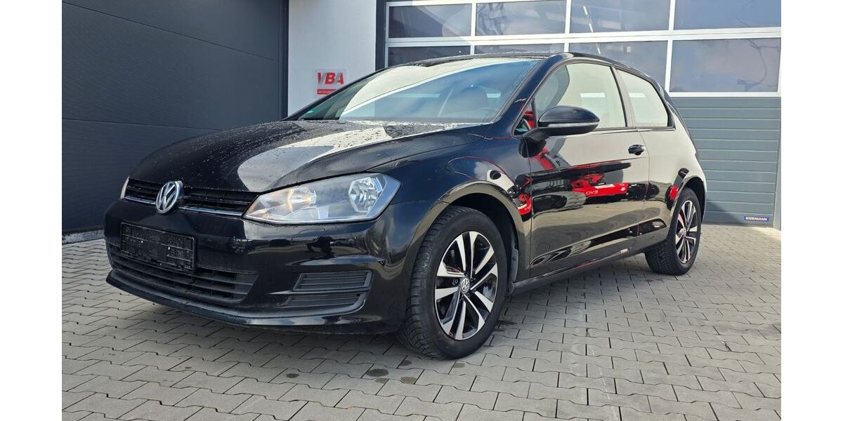 VW Golf 104.050 km 8.900 &euro; Bad Sassendorf 59505