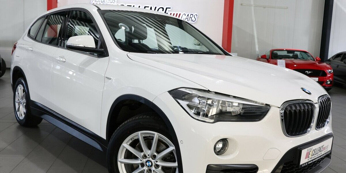 BMW X1 sDrive 18i Advantage WHITE / AUTOMATIK / 89.000 km 17.444 &euro; Hamm 59077