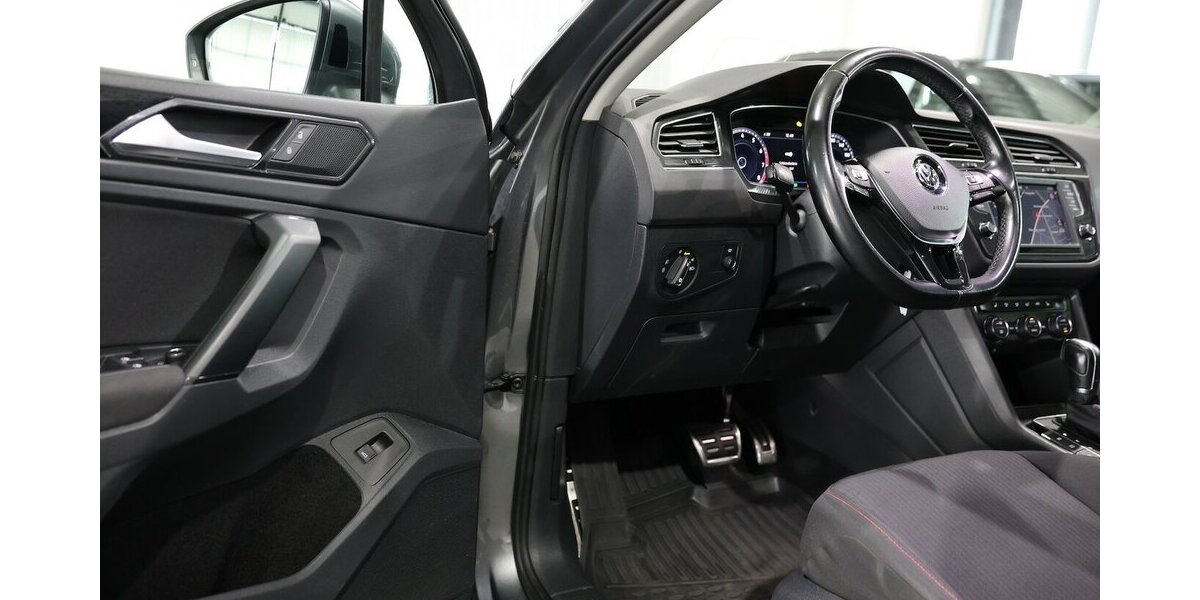 VW Tiguan 2.0 TSI DSG 4M SOUND / PANORAMA / LED 128.000 km 19.555 &euro; Hamm 59077