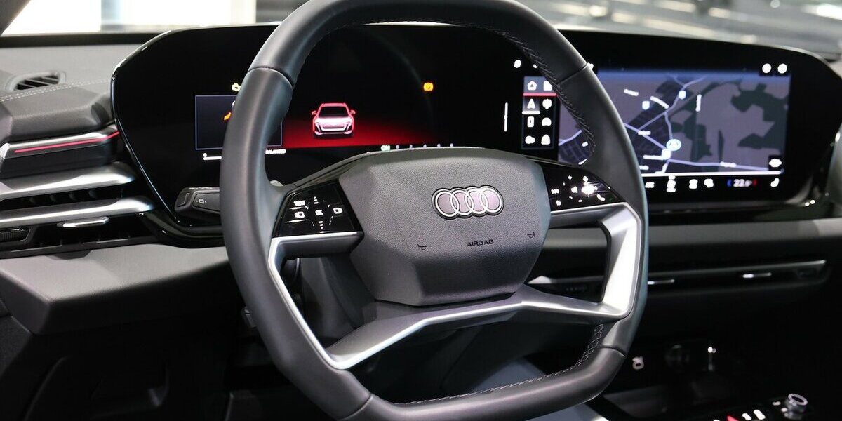 Audi A5 Avant TFSI TECH-PLUS / TOLLES FAHRZEUG / 11.000 km 40.444 &euro; Hamm 59077