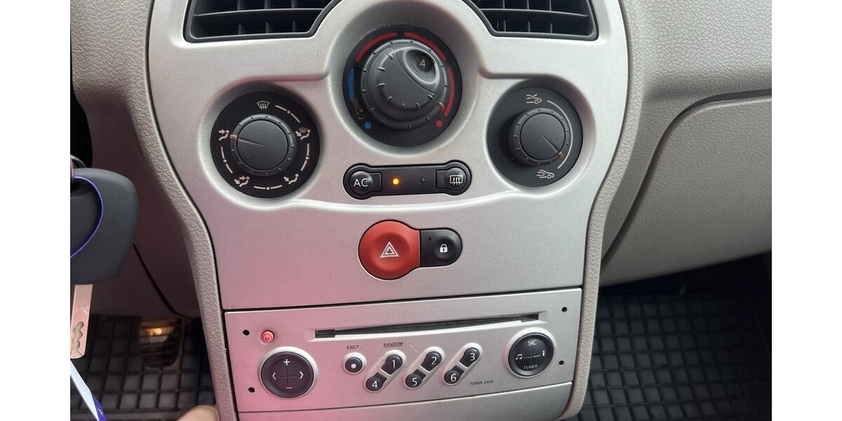 Renault Modus 186.220 km 1.200 &euro; Beckum 59269