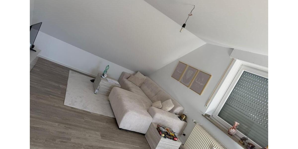 Dachgeschoßwohnung Warendorf - 3 Zimmer, 83 m&sup2;, 685&euro; | Angebot:26032975