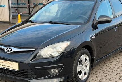 Hyundai i30 206.000 km 2.190 &euro; Hamm 59067