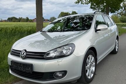 VW Golf 218.500 km 2.750 &euro; Bönen 59199