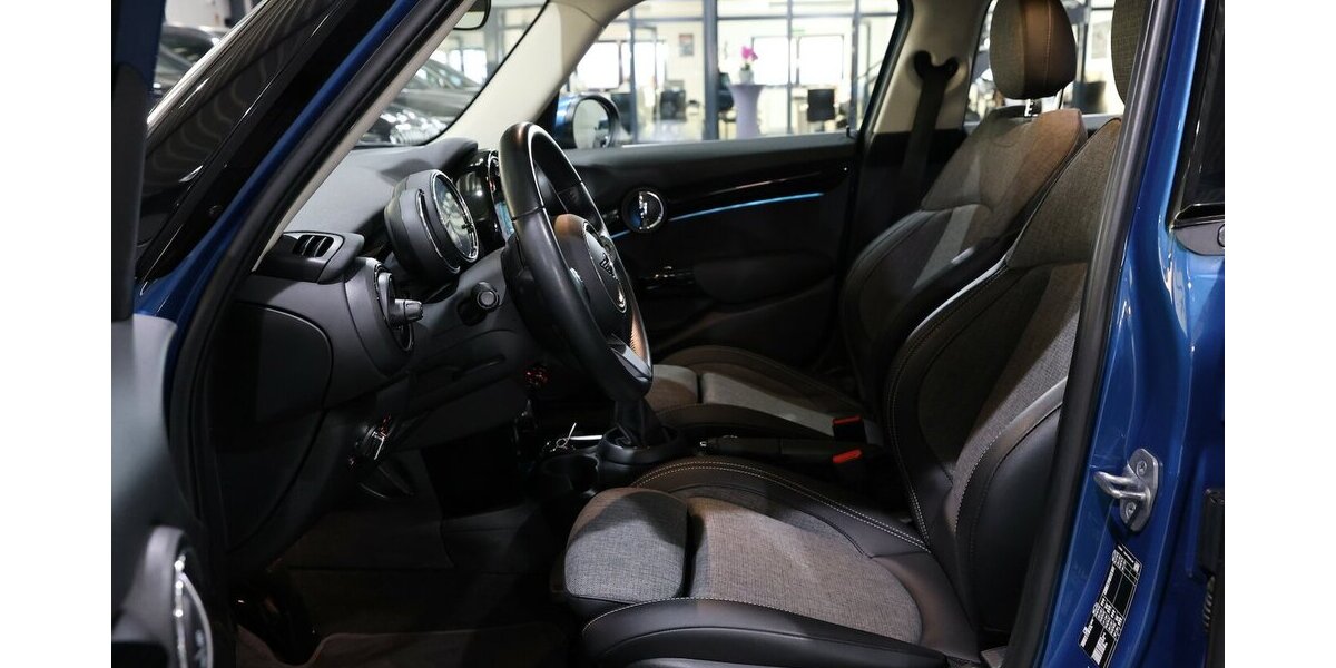 Mini ONE CLASSIC-TRIM / LED / LEDER / NAVI+APPLE 60.000 km 17.777 &euro; Hamm 59077