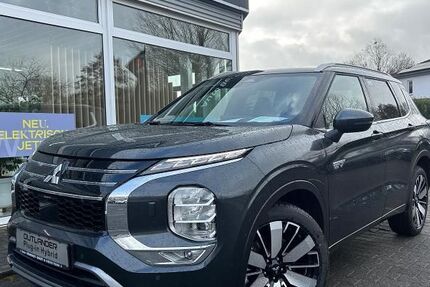 Mitsubishi Outlander 4.500 km 51.900 &euro; Soest 59494