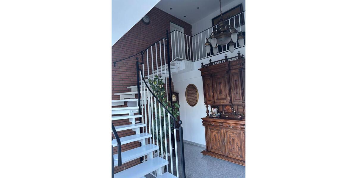 Einfamilienhaus Everswinkel - 9 Zimmer, 231 m&sup2;, 590.000&euro; | Angebot:25840868