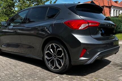 Ford Focus 193.000 km 10.400 &euro; Münster 48153