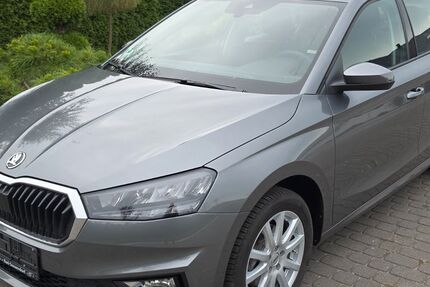 Skoda Fabia 2.400 km 18.460 &euro; Bad-Sassendorf 59505