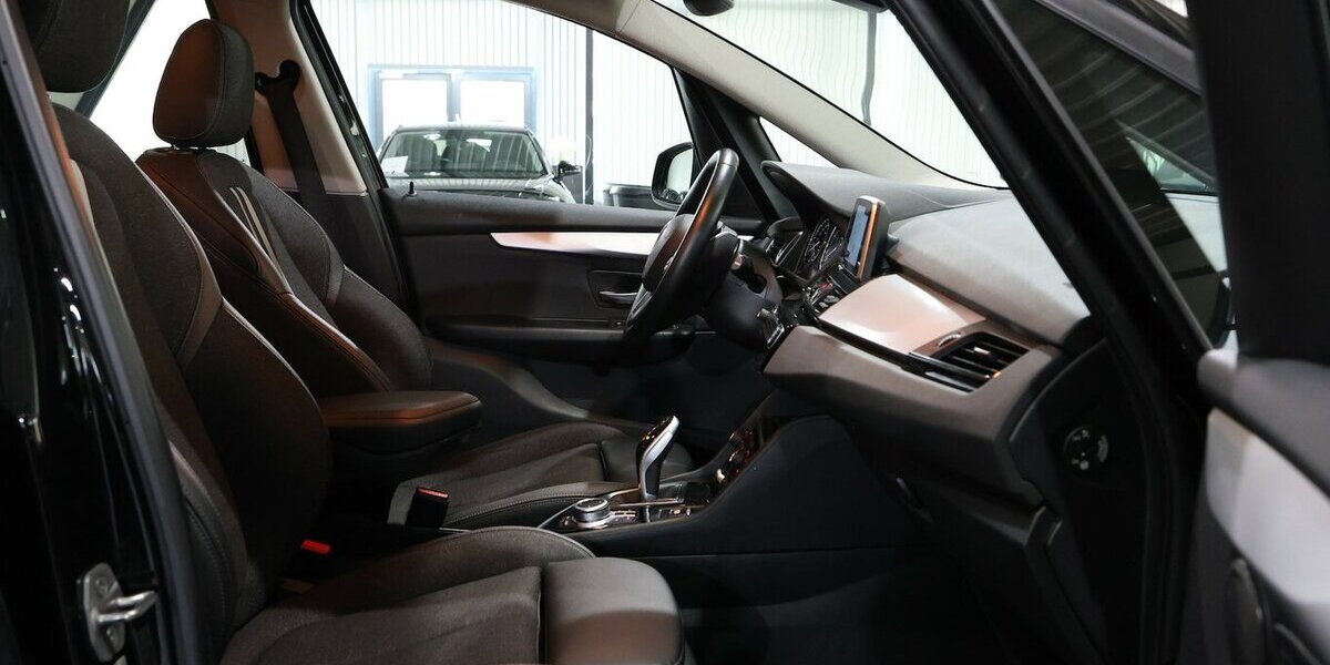 BMW 218 Gran Tourer d xDrive Advantage BUSINESS LED 155.000 km 17.991 &euro; Hamm 59077