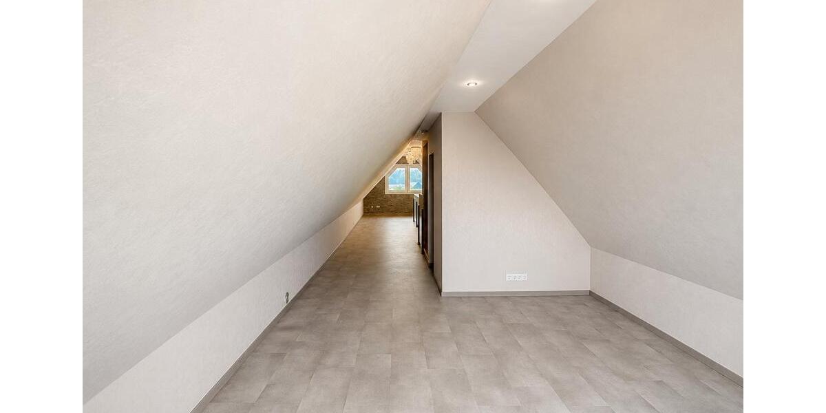 Maisonettenwohnung Hamm Bockum - 4.5 Zimmer, 94 m&sup2;, 279.000&euro; | Angebot:27230024