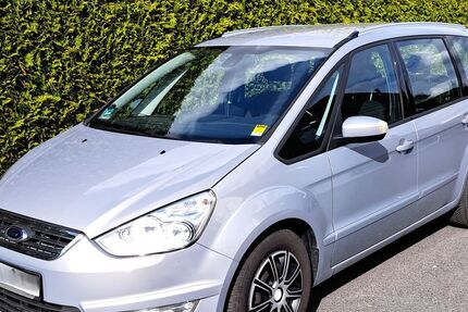 Ford Galaxy 187.000 km 8.900 &euro; Bergkamen 59192