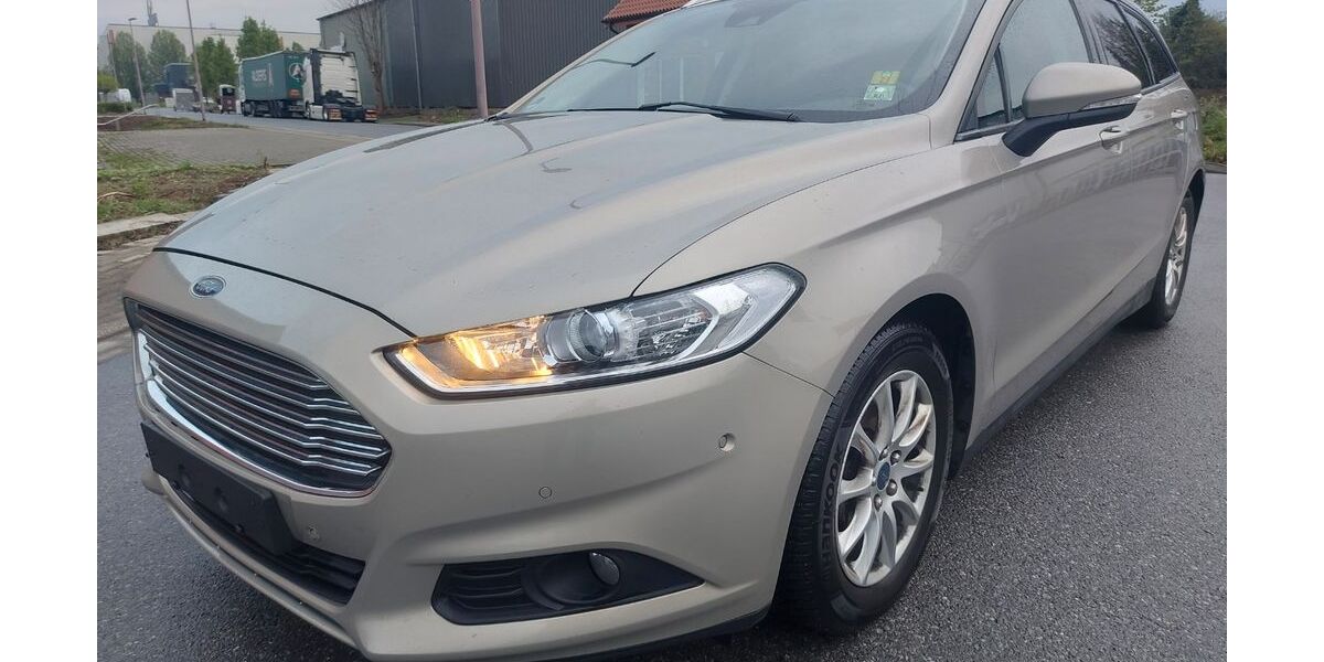 Ford Mondeo 199.000 km 5.950 &euro; Unna 59423