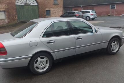 Mercedes-Benz C 180 181.000 km 3.000 &euro; Drensteinfurt 48317