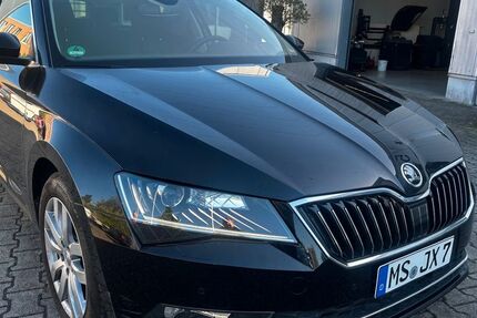 Skoda Superb 89.000 km 18.900 &euro; Münster 48165