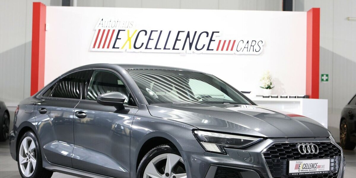 Audi A3 LIMOUSINE 30 TFSI S-LINE MATRIX, VOLL-LEDER 60.000 km 25.333 &euro; Hamm 59077