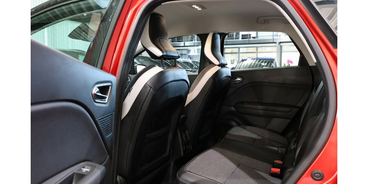 Renault Captur 130 TCE INTENS RED & BLACK / LED / AHK 83.000 km 13.991 &euro; Hamm 59077
