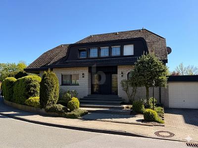 GRUNDSOLIDES RAUMWUNDER-HAUS MIT GESTALTUNGSSPIELRAUM - Einfamilienhaus Ahlen Dolberg | Angebot:27359379