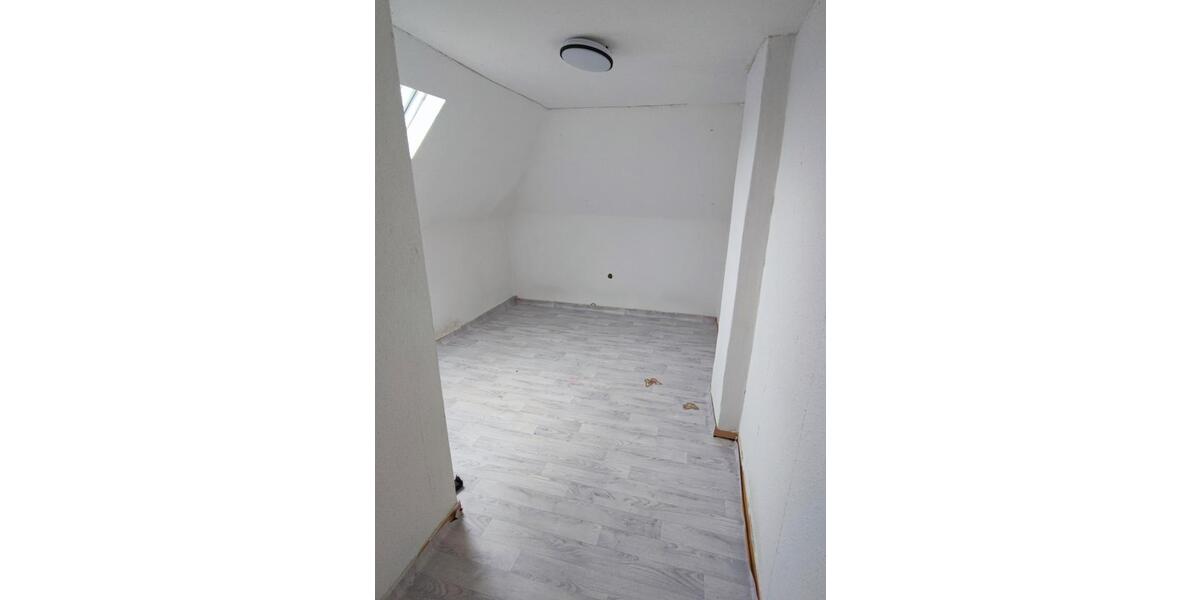 Doppelhaushälfte Beckum - 6 Zimmer, 120 m&sup2;, 175.000&euro; | Angebot:26533298