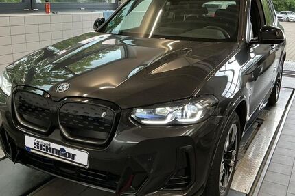 BMW iX3 34.006 km 46.489 &euro; Soest 59494