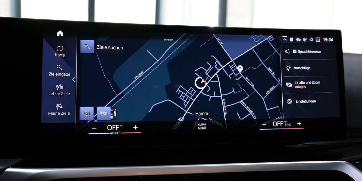 BMW 318d Touring SPORT / PANORAMA,LEDER,CURVED+HUD 53.000 km 29.833 &euro; Hamm 59077