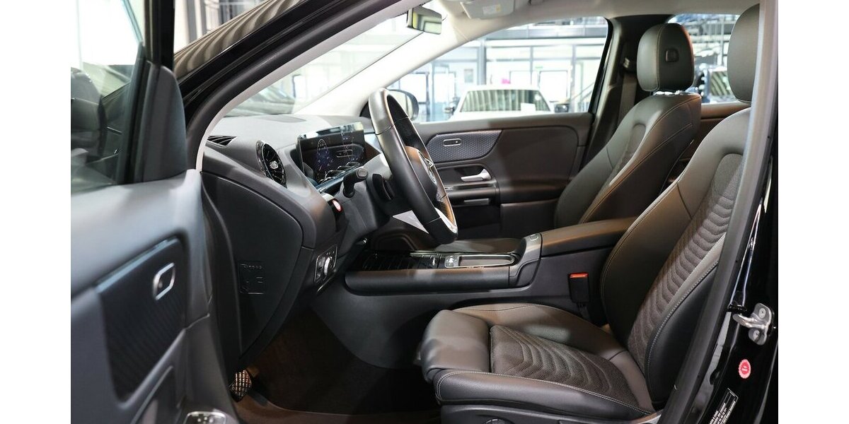 Mercedes-Benz GLA 180 ADVANCED SPORT / LEDER, LED, WIDESCREEN 7.000 km 32.888 &euro; Hamm 59077