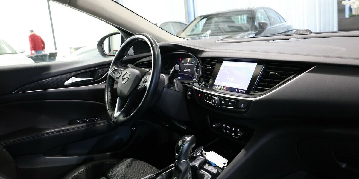 Opel Insignia ST 1.6 D BUSINESS INNOVATION / LED / 79.000 km 14.777 &euro; Hamm 59077